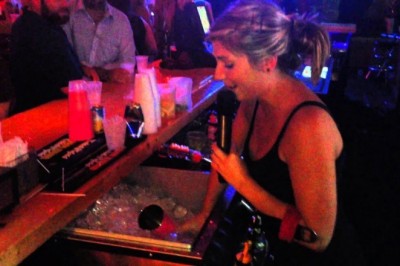 Tak wygląda prowadzenie jednoosobowej działalności gospodarczej w kobiecym wydaniu. Ta dziewczyna po prostu ma talent 