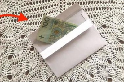 Wiesz ile wypada dać w kopercie księdzu po kolędzie? W zależności od regionu Polski kwoty są bardzo różne