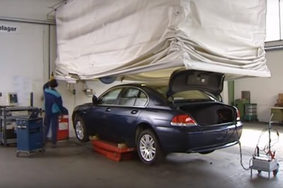 Tak wygląda utylizacja całkowicie nowych BMW. Dla niektórych ciężki widok