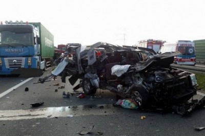 Rodzina wracała z wakacji kiedy doszło do wypadku. Najgorsze było zachowanie niektórych kierowców