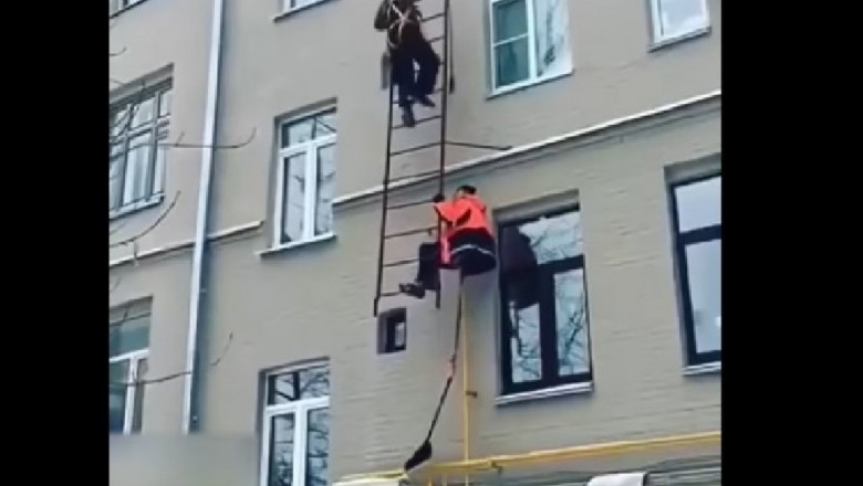 Tak Edek z Tadkiem chcieli wejść na dach po drabinie. Szefie my to zaraz zrobimy
