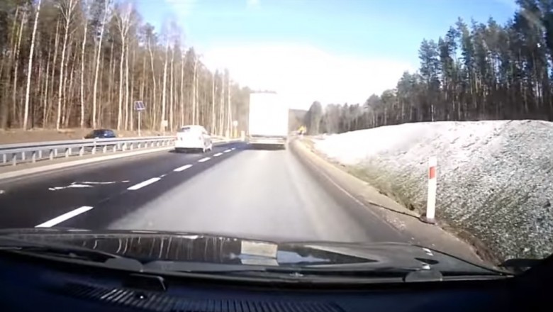 Leciał lewym pasem i nie zauważył końca. Dziwna akcja na S51