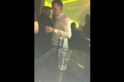 Kiedy stawiasz flachę na imprezie, ale za bardzo Cię poniesie