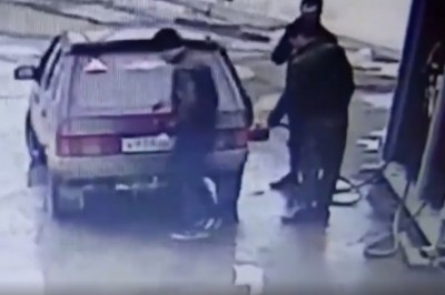 Myślisz, że Twój kumpel odstawił numer? To zobacz tego typa na stacji benzynowej 