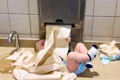 Seria szczerych zdjęć udowadniających, że rodzice nie mogą przestać być czujni nawet na moment