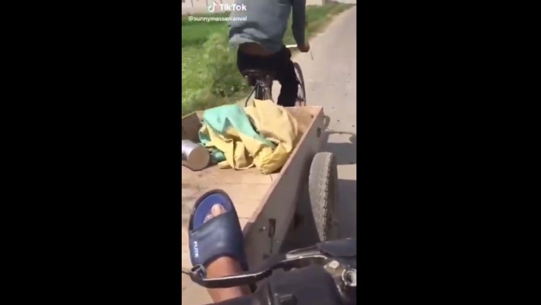 Kiedy kumpel na motorze pomaga Ci driftować na zakręcie Twoim trójkołowcem