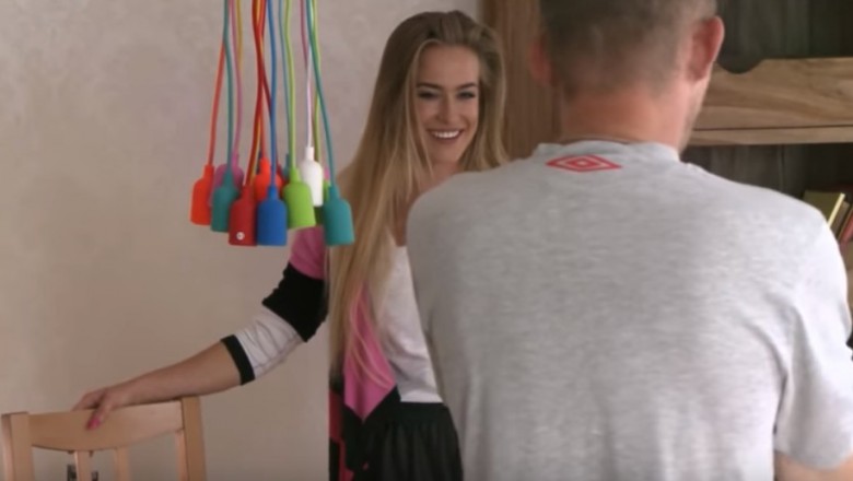 Fajna blondyna bajeruje fachowca na remoncie. Gość tak się podjarał, że nie wiedział co robić