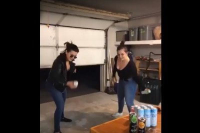 Kiedy dziewczynom na imprezie garażowej alko wejdzie za mocno