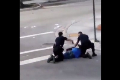 Policjant przez przypadek trafia taserem w swojego partnera