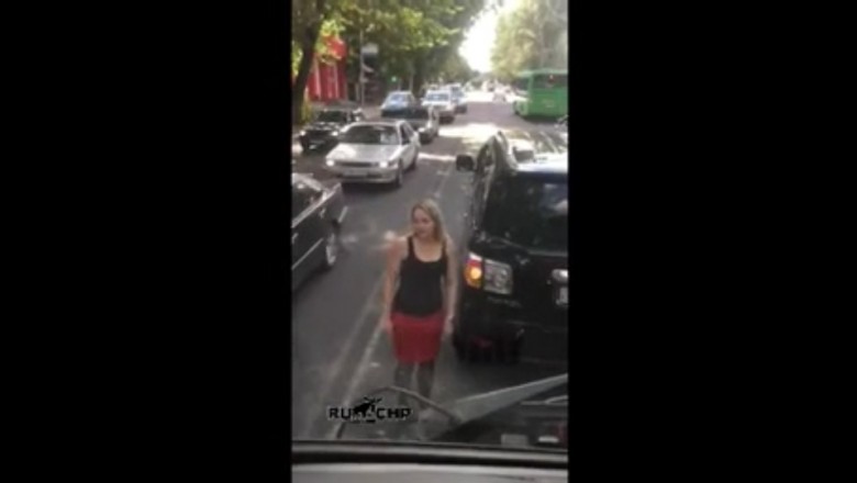 Wkurzony kierowca ciężarówki kontra typ z SUVa. Pięknie go załatwił