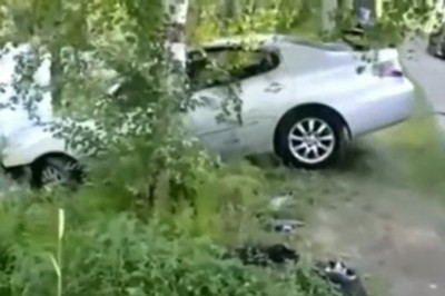 Tadek z Edkiem mistrzowie w wyciąganiu auta. Gorzej pójść nie mogło 