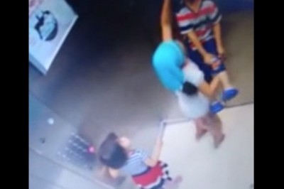 Chłopiec zawisnął w windzie. Do czego może doprowadzić głupota siostry