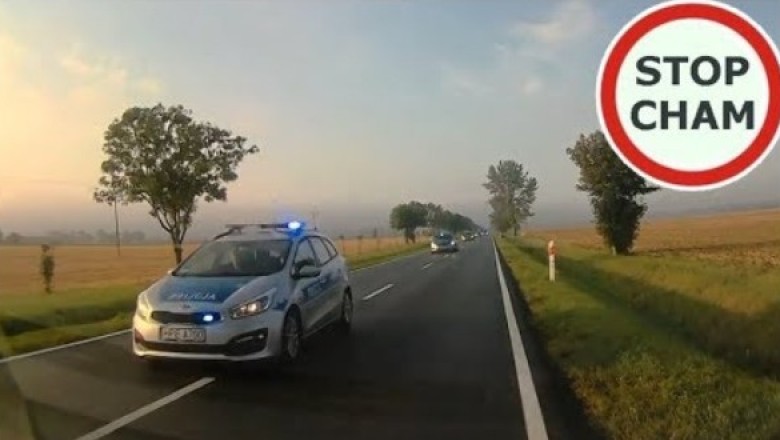 Policja jadąca na „Woodstock” spycha inne auta z drogi. Czy tak powinno być?
