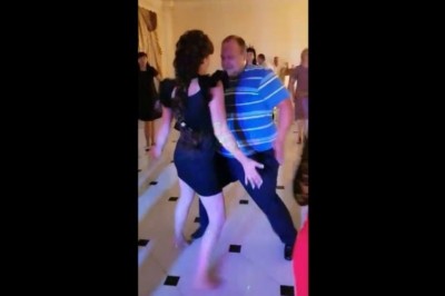 Janusz poleciał w tango na weselu z fajną dziewczyną, ale Grażyna szybko go zawinęła
