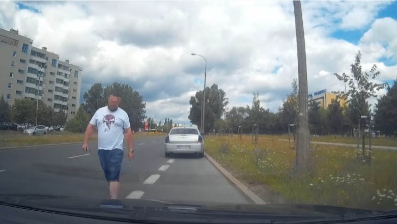Szczena opada. Gość nagrał chamskie zatrzymanie przez „policjanta”