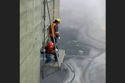 Myślisz, że miałeś ciężki dzień w pracy? To zobacz co robiło tych dwóch ziomków