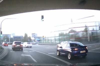 Kolizja, ucieczka i pościg ulicami miasta za sprawcą w Fordzie Puma