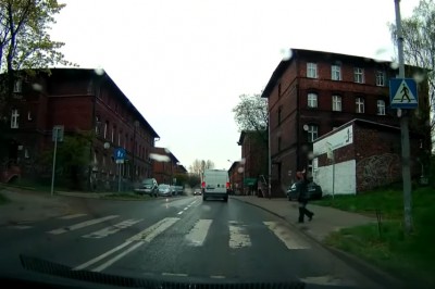 Szybka karma dla typa w Oplu. Następnym razem się zastanowi 