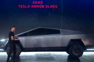 Mocna wtopa Elona Musk`a podczas prezentacji nowego Cybertrucka