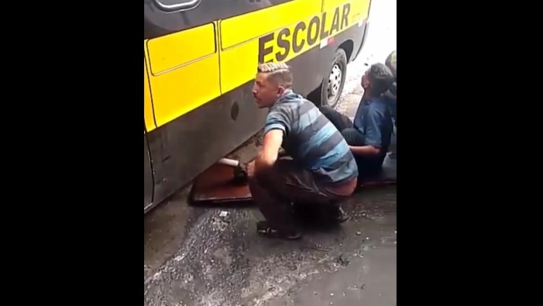 Dawaj Mati pomożesz naprawić mi autobus. Konkretny żarcik u mechanika