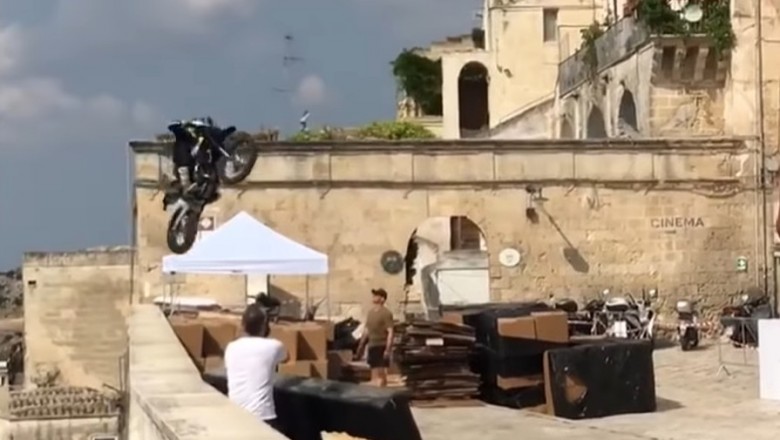 Szczena opada. Tak kręcili scenę do nowego filmu o Bondzie