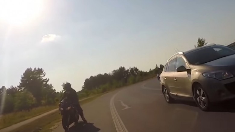 Kiedy myślisz, że droga to tor dla motocyklów i wkurzają Cię inni kierowcy