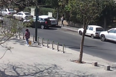 Dziewczyna rozwaliła system. Takiego patentu na parkowanie jeszcze nie było