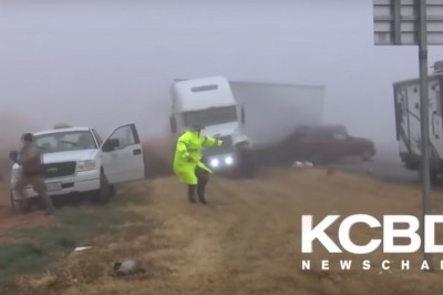 Ciężarówka kontra policjanci. Niezwykłe nagranie z wypadku 