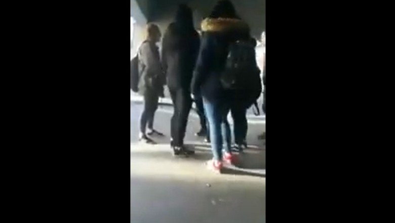 Gimnazjalistki z Ostródy rzuciły się na chłopaka - nagranie wyciekło do sieci