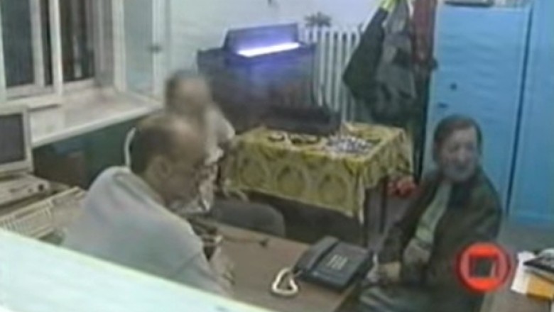 Kultowe przesłuchanie na komendzie. W ogóle się nie cackali