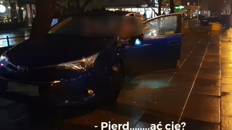 „Pierd....nąć Ci? Odejdź k...pajacu”. Kierowcę w Warszawie srogo poniosło