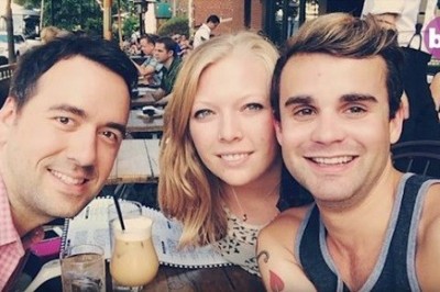 Dzieli się swoim chłopakiem z jego mężem. We troje planują założenie rodziny i dzieci 