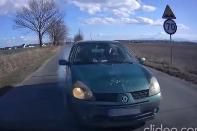 Kiedy chcesz oszukać policjanta, ale w aucie jest kamera 