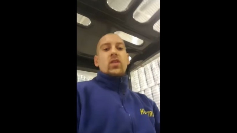 Typ na magazynie ma ubaw z paniki nad papierem toaletowym
