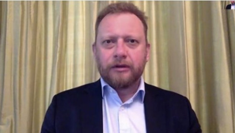 Łukasz Szumowski o swoich obawach z otwieraniem salonów fryzjerskich. „To nie jest priorytet”