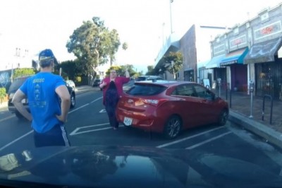 Wkurzony gość i rewelacyjne przeprosiny za groźną sytuację na drodze