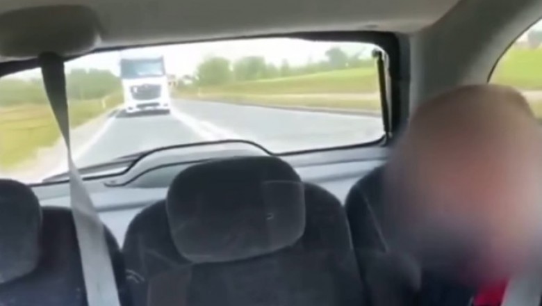 Tak się kończy hamowanie przed TIRem. Nagranie z osobówki