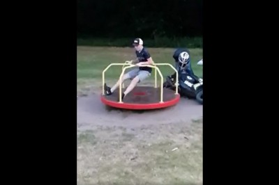 Kiedy wpadasz na pomysł ekstremalnej karuzeli i nie możesz się wycofać 