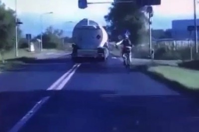 Kiedy masz gdzieś przepisy. Zderzenie rowerzysty i osobówki