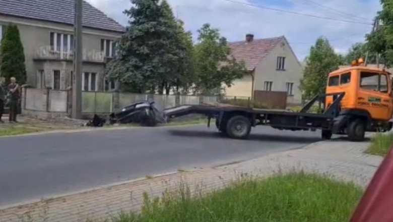 Mistrz wyciągania Passata z rowu. Szarpał w każdą stronę