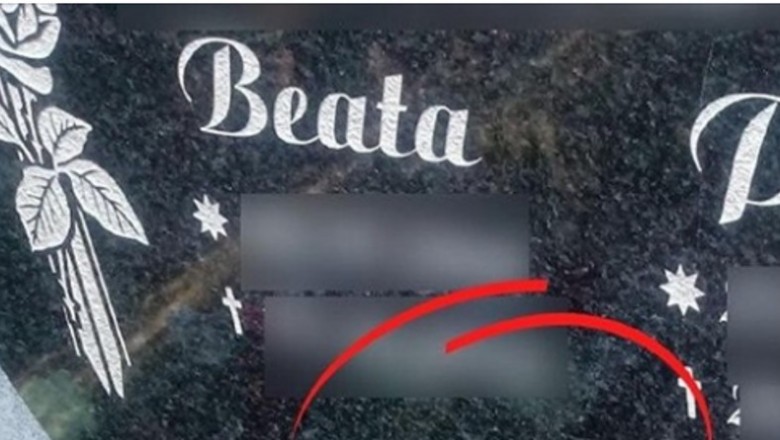 Szokujący napis na nagrobku Beaty i Piotra. Przechodzący nie dowierzają własnym oczom