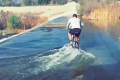 Kiedy chcesz popisać się przed kumplem i wjeżdżasz na zaporę wodną 