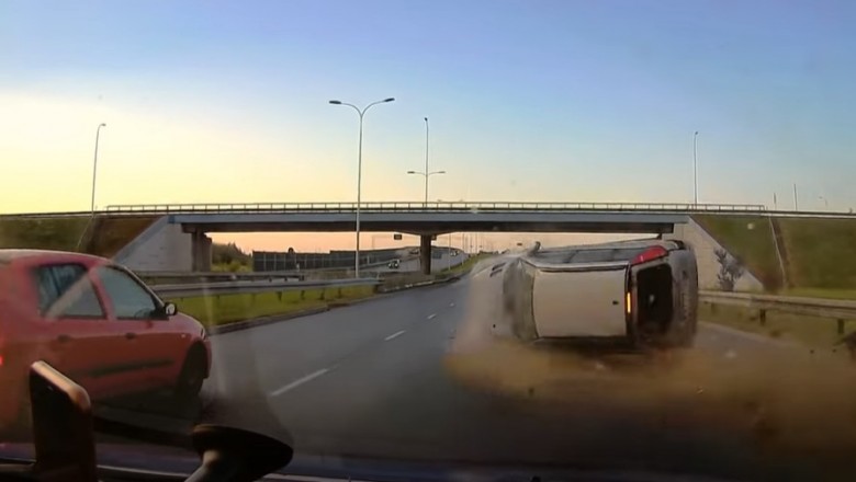 Kasowanie auta na S8 koło Warszawy. Tak się kończy utrata przyczepności