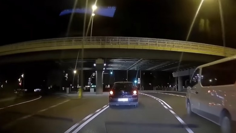 Pijana kobieta kontra fachowiec malujący pasy. Efektowne spotkanie