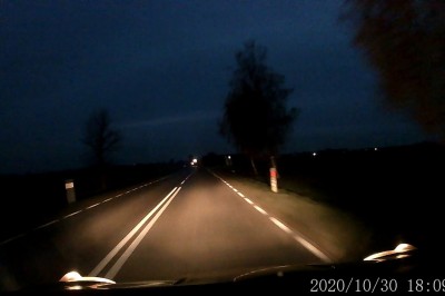 Kiedy jedziesz sobie pustą drogą i nagle kończysz na poboczu 