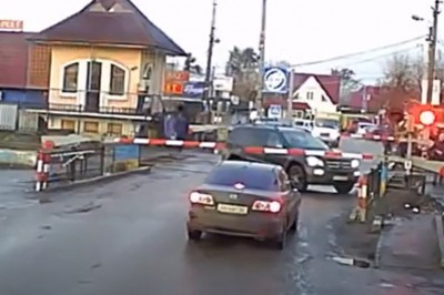 Kiedy szkoda Ci lakieru w Mietku i wolisz dzwon z pociągiem