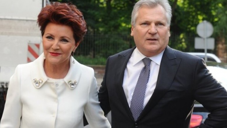 Ślubne zdjęcia Kwaśniewskich stały się hitem w sieci. Ciężko ich poznać
