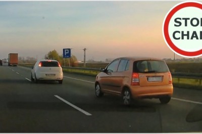 Mistrzyni kierownicy przyspawana do lewego pasa na A4