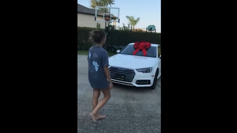 Dostała nowe Audi w prezencie. Nie wytrzymała z wrażenia