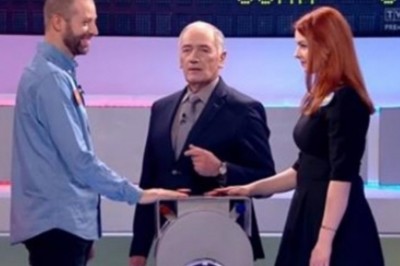 „Przejdziesz z tym do historii” Karol wyśmiał uczestnika Familiady po odpowiedzi